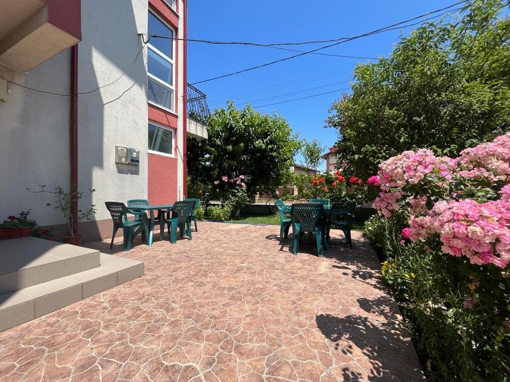 קוסטינסטי Vila Alexa מראה חיצוני תמונה